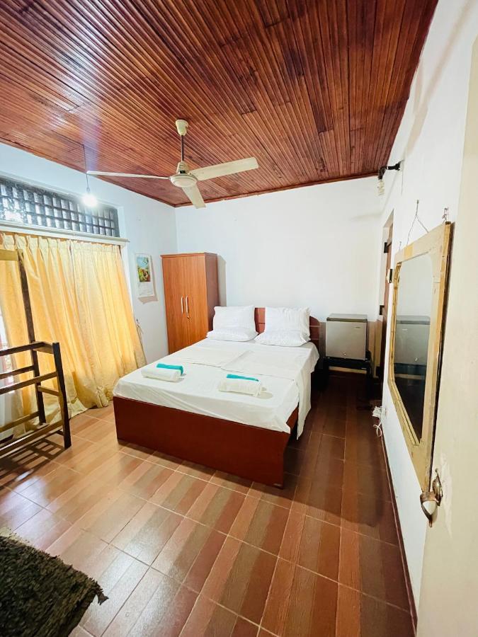 Mangala Lodge Kurunegala Buitenkant foto
